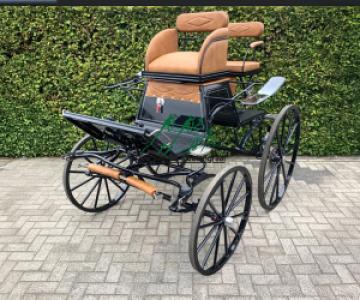 Präsentation - Dressurwagen 'Lisanne' - Bild 1