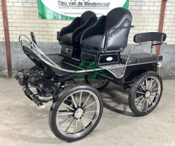 Freizeitwagen, Modell '23 Easystep Cindy deluxe' - Bild 1